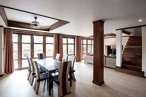 7 Bedroom Twin Villas TG48+TG25 on Beach Front Resort SDV282/288-By Sa