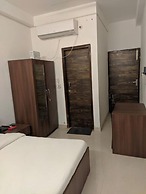 ADB Rooms Hotel Toravio