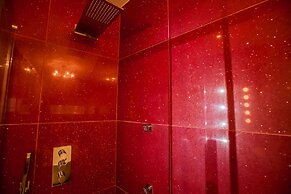 Modern Central Richmond Luxury Residence