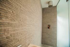 Modern Central Richmond Luxury Residence