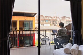 Tuscany Land Resort Donmuang