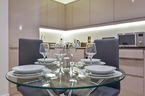 Silbury MK City Apartment With Parking