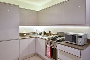 Silbury MK City Apartment With Parking