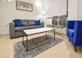 Silbury MK City Apartment With Parking