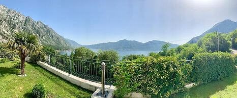 Green Village Kotor
