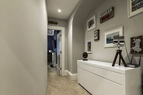 Pieces of Eight Two Bedroom Apartment