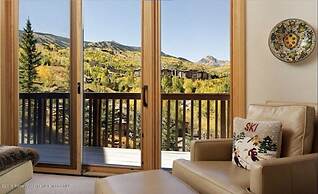 229 Faraway The Ridge #36 3 Bedroom Condo by RedAwning