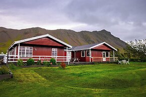 Móar Guesthouse