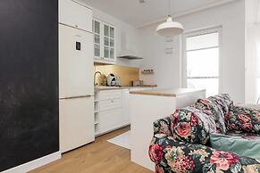 Rozlogi Sunny Apartment