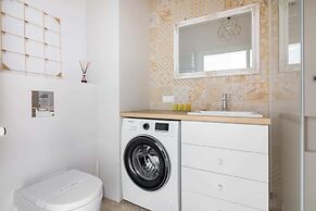 Rozlogi Sunny Apartment