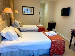 The Kings Arms Hotel