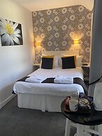 The Kings Arms Hotel