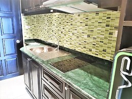 13th Floor sea View Studio