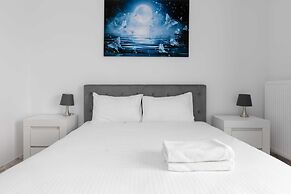 Wola Chic Grey Studio