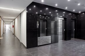 Wola Chic Grey Studio