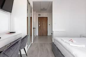 Wola Chic Grey Studio