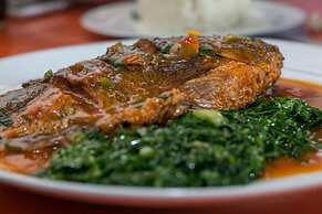 Triangle Palm Hotel Katito