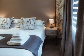 The Feather Hill Boutique Hotel