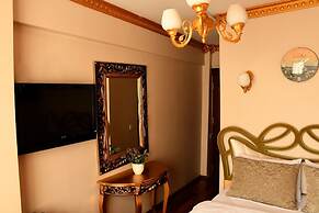 Boutique California Hotel