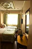 Boutique California Hotel