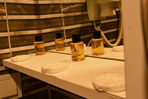 Boutique California Hotel