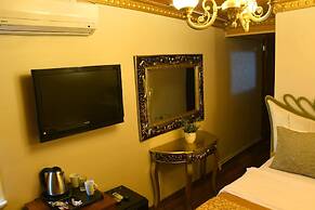 Boutique California Hotel