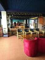 Zebra Resort And Spa