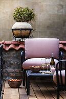 Gallery 37 Powered by ASTON