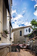 Gallery 37 Powered by ASTON