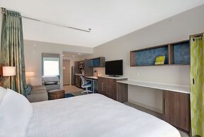 Home2 Suites by Hilton Des Moines at Drake University