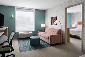 Home2 Suites by Hilton Des Moines at Drake University