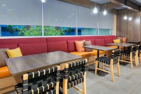 Tru by Hilton Spartanburg