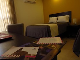 Casa Blanca Hotel
