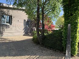 Cozy Chalet With Pond, Malmedy