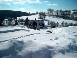 Private Pool Villa in Stupna