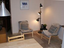 Classy Apartment in Bohon With Garden