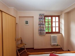 Classy Apartment in Bohon With Garden