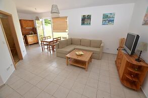 Retreat With Garden Views