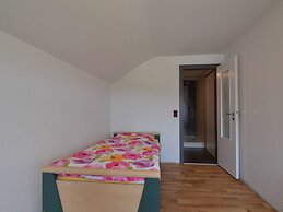 Apartment With Private Garden & Terrace