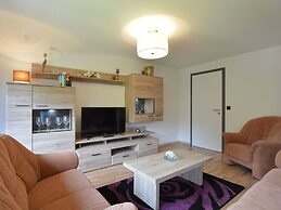 Apartment With Private Garden & Terrace