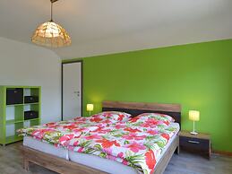 Apartment With Private Garden & Terrace