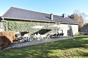 Cottage in Kuchelscheid With Terrace