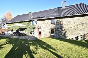 Cottage in Kuchelscheid With Terrace
