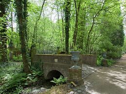 Delightful Chalet in Opglabbeek near Lake