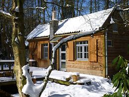 Delightful Chalet in Opglabbeek near Lake