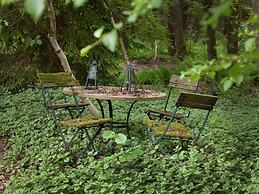 Delightful Chalet in Opglabbeek near Lake