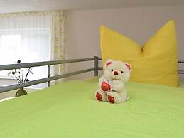 Apartment in Lichtenhain With Garden