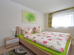 Apartment in Lichtenhain With Garden
