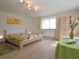 Apartment in Lichtenhain With Garden
