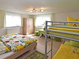 Apartment in Lichtenhain With Garden